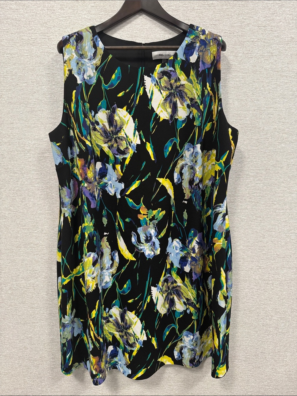 Jones Studio Black Floral Print Sleeveless Dress with Blue and Yellow Accents